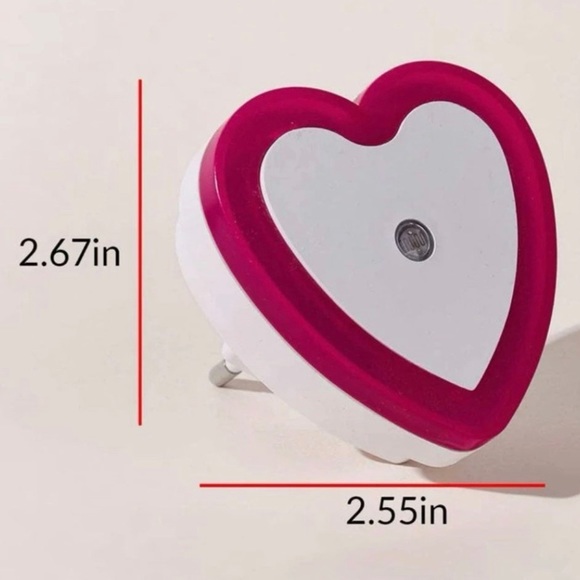 3/ $36 Heart Shaped Neon Pink Light Socket- Auto Dusk to Dawn Sensor - Picture 4 of 6